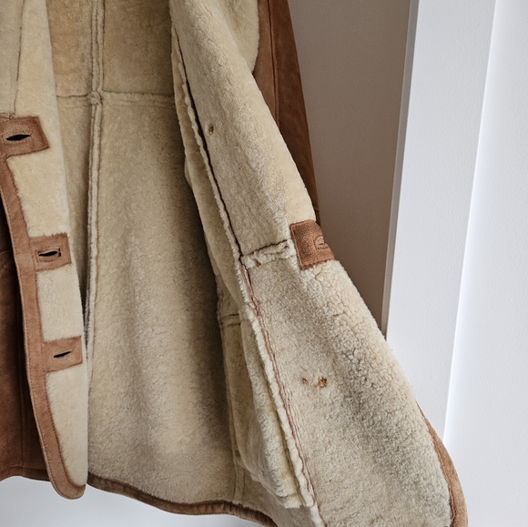 Vintage Danier Shearling Coat - Picture 6 of 15